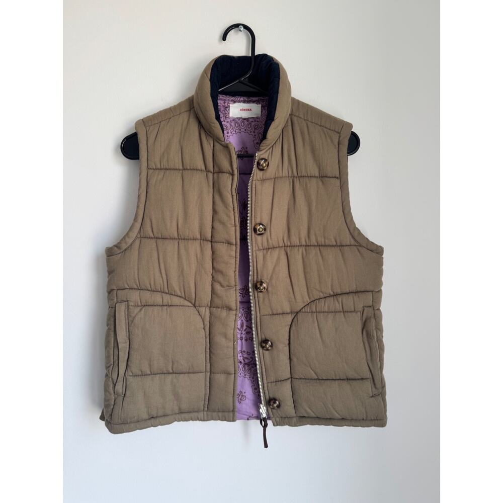 Xirena Hunter Reversible Puffer Vest in Joshua Purple Paisley